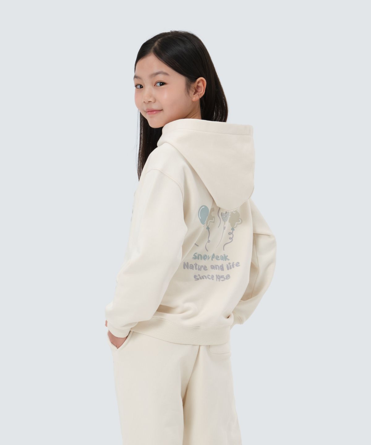 스노우피크 어패럴 키즈(SNOWPEAK APPAREL KIDS) 키즈 그래픽 후드 티셔츠 (S25FKFHD80) Cream