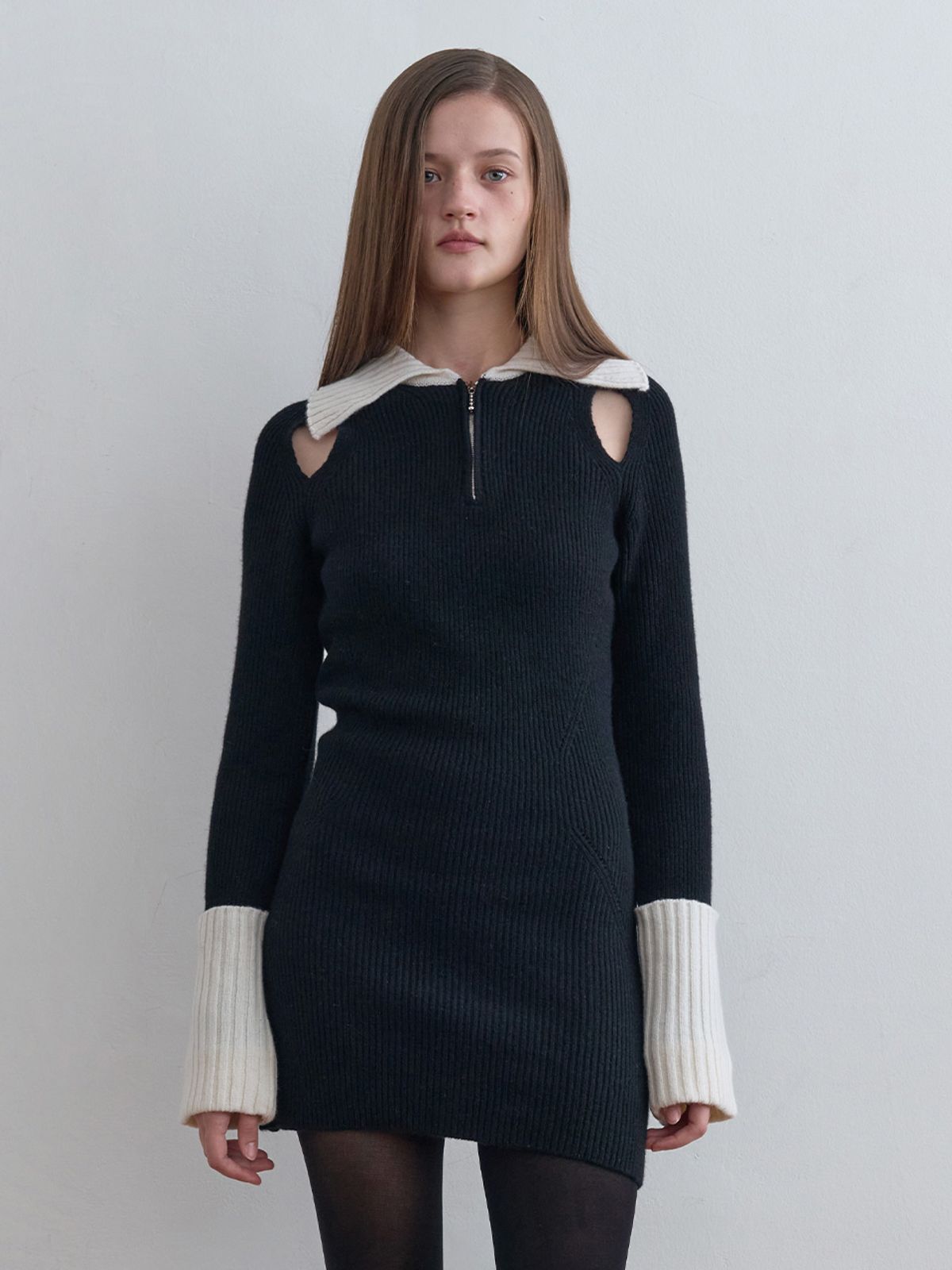 기준(KIJUN) Half Zip-Up Knit Dress Black
