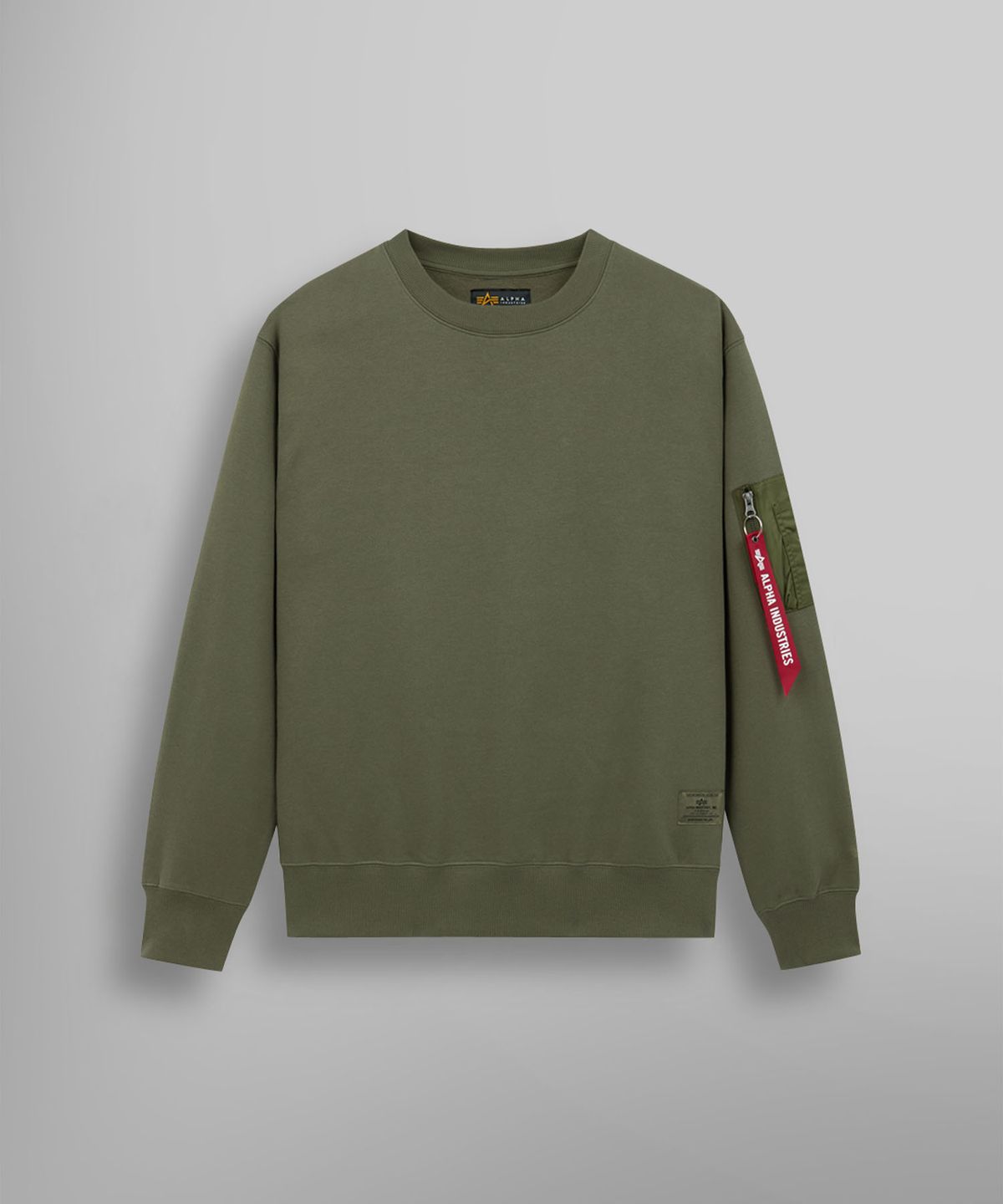 알파 인더스트리(ALPHA INDUSTRIES) 유틸리티 포켓 크루 릴렉스 핏 스웻셔츠 OG-107 그린