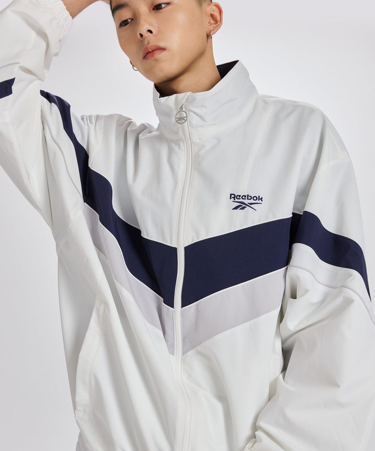 리복(REEBOK) 헤리티지 윈드 브레이커 - 오프화이트