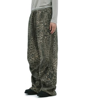 LEOPARD SWEAT PANTS [BROWN]