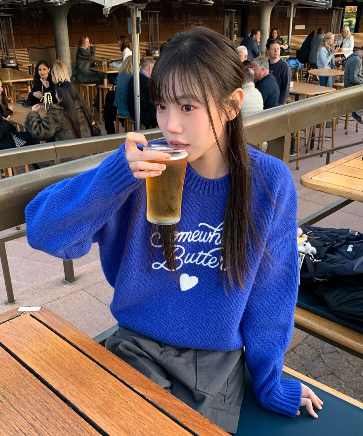 썸웨어버터(SOMEWHEREBUTTER) Boucle Heart Wool Knit - Cobalt Blue