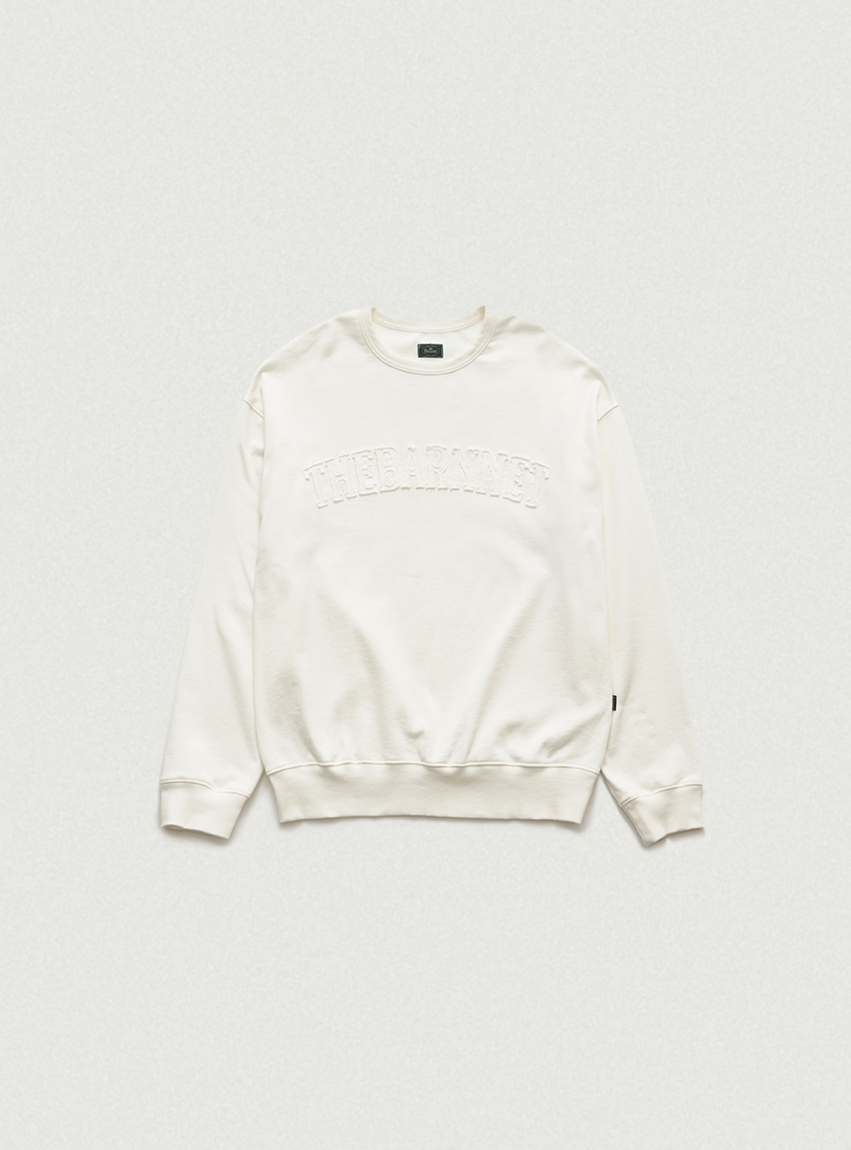 더바넷(THEBARNNET) Oversized Crest Logo Sweat Shirt