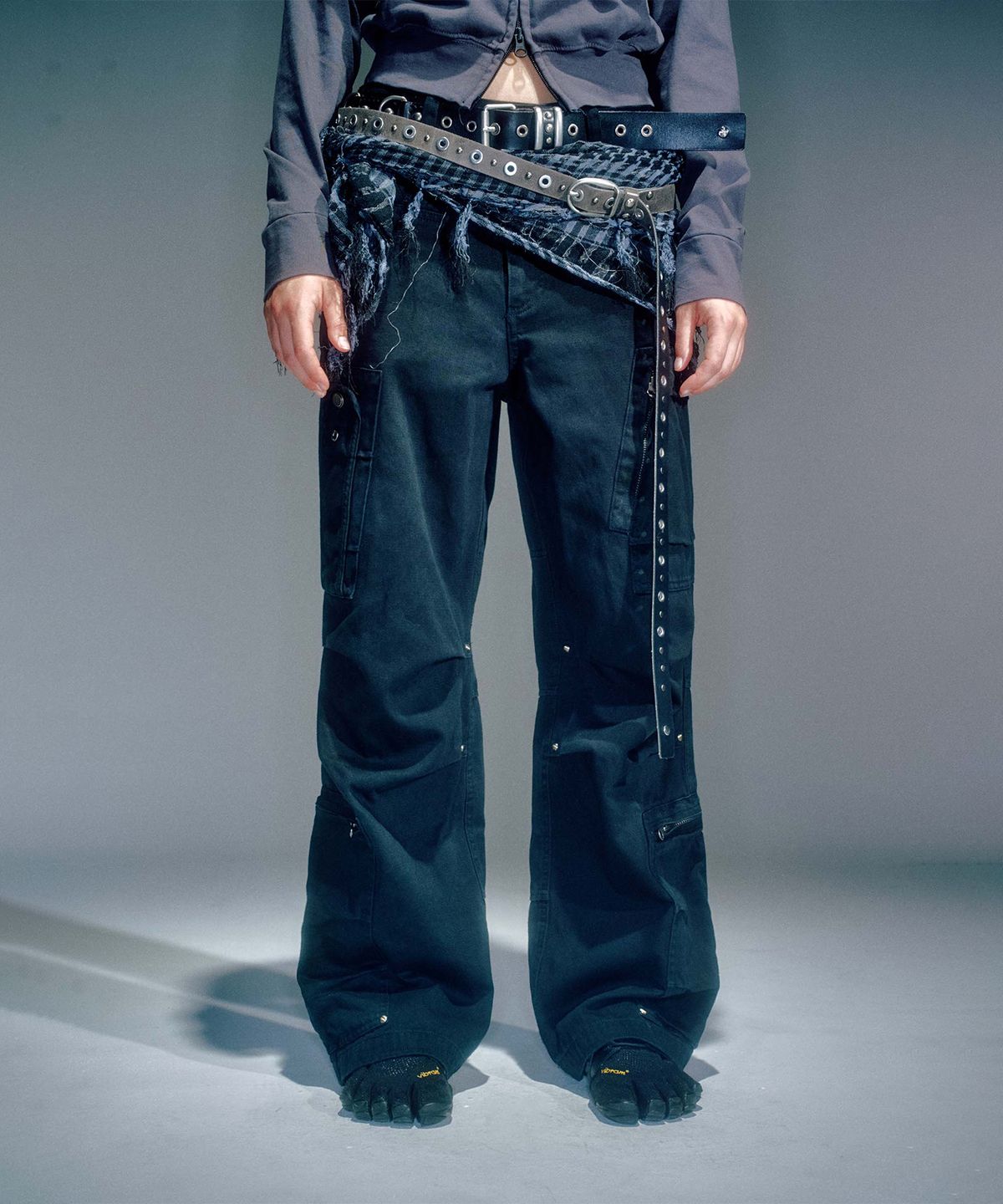 베이컨트 아카이브(VACANT ARCHIVE) WOMEN FEDRY WORK-PANTS BLACK