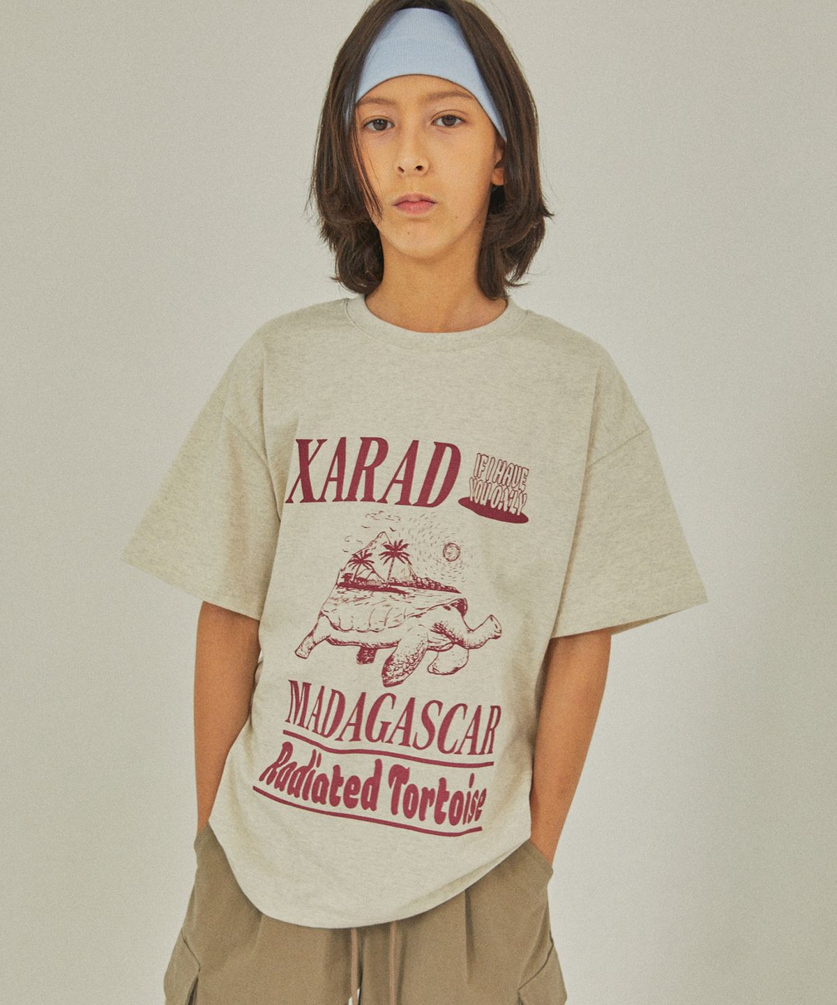 자라드(XARAD) 모로코이 티셔츠_오트밀