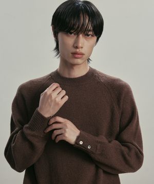 쉐기독 울 100% 라운드 니트 BROWN