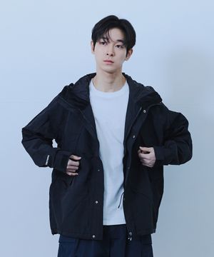 마운틴 스키파카 - BLACK