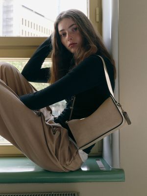 크레센트 숄더백 LW5AD1740_DH