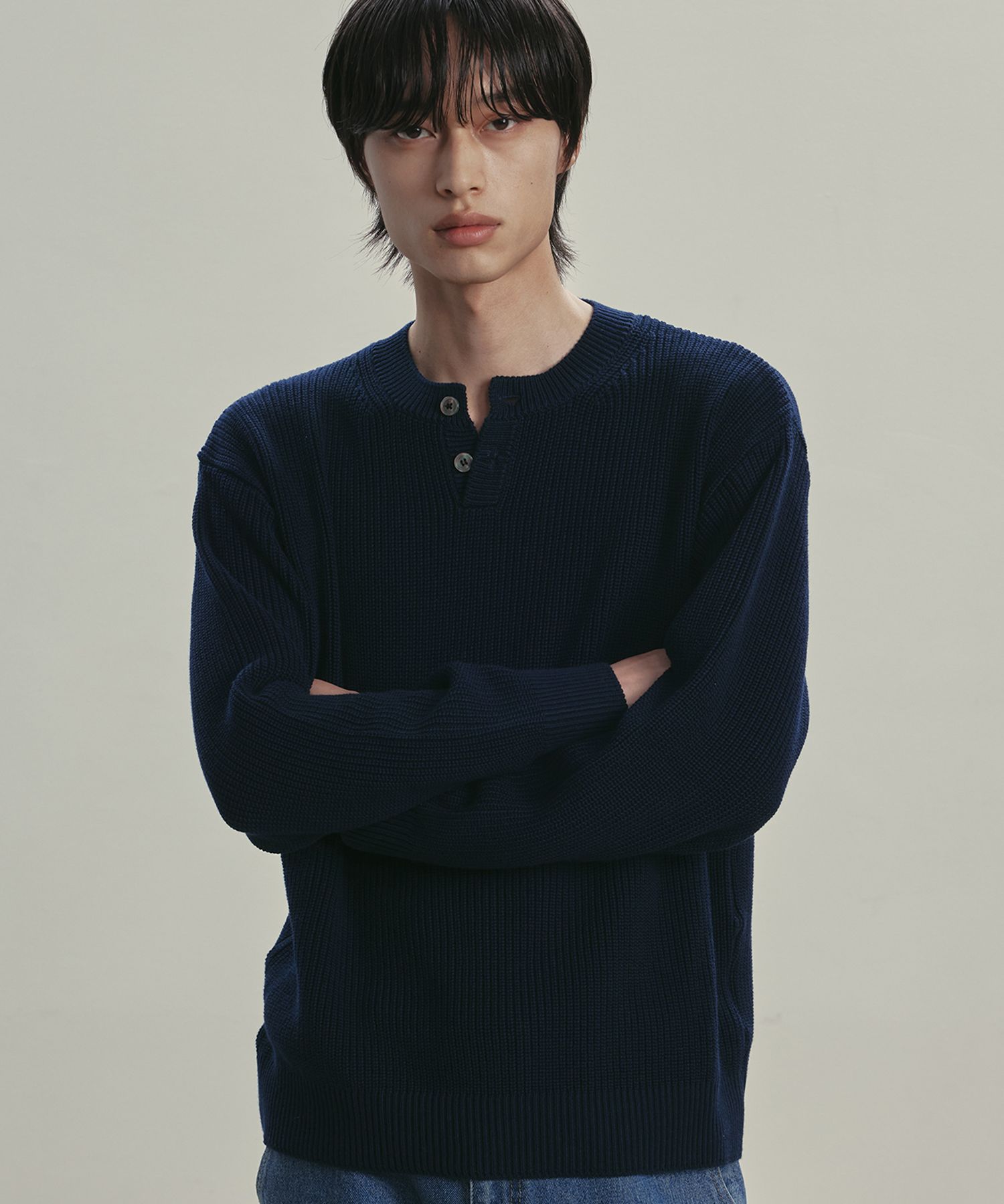 MUSINSA公式 | KNITTED コットンヘンリーネックワッフルニットNAVY