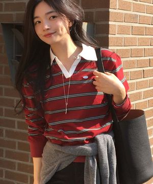 스트라이프 로고 카라 스웨트셔츠 - 버건디