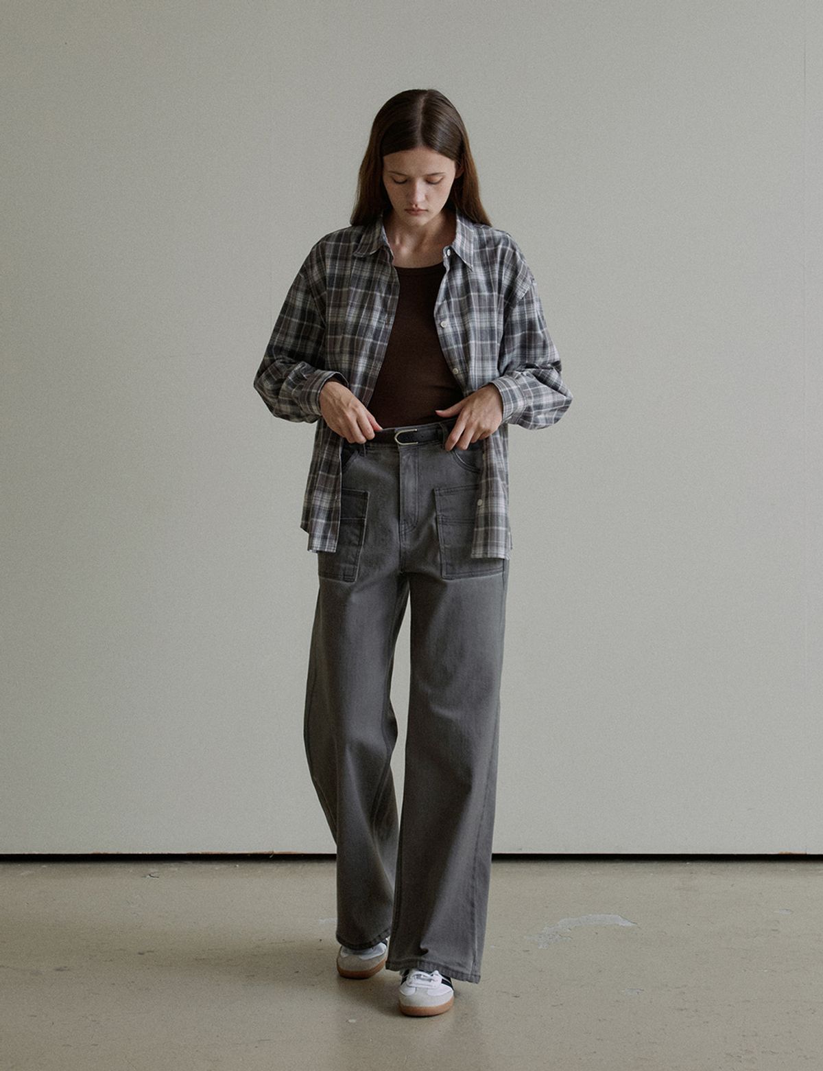 더엘로(THEELO) Dirty Washed Jeans (Gray)