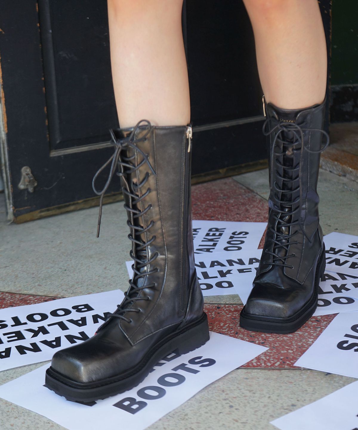 루루서울(LOULOUSEOUL) Nana Walker Boots (Black)