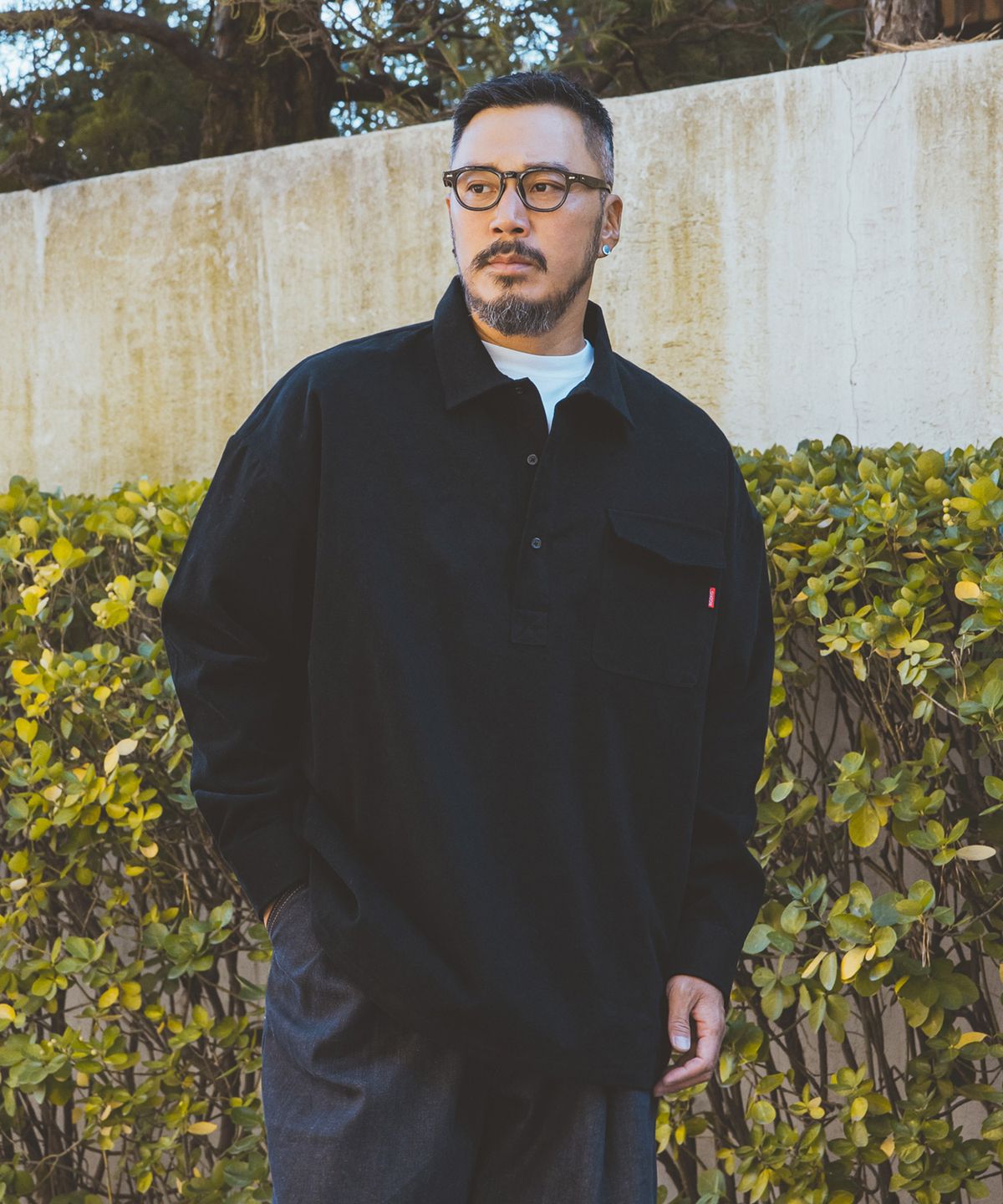 러기드하우스(RUGGED HOUSE) 포켓 반오픈 셔츠 블랙