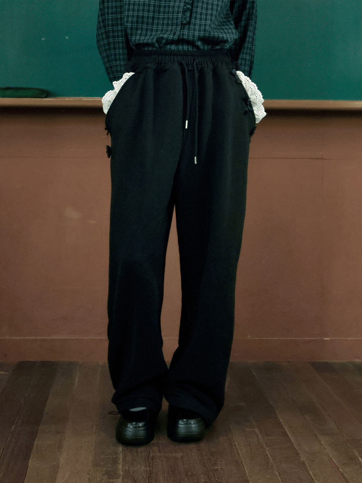 최에(CHOIAE) Ribbon Park string Pants - Black