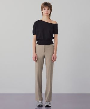 하프 슬리브 원숄더 니트