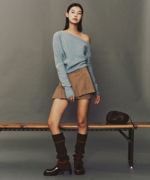 원숄더 라쿤 니트