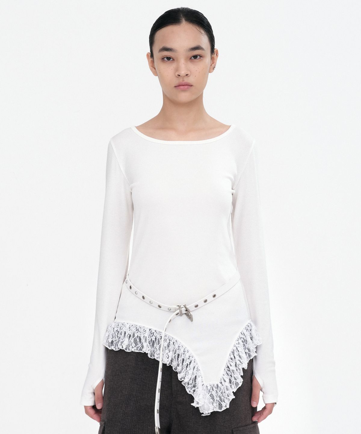 밀로 우먼(MILLO WOMEN) 러플 롱 슬리브 탑 [아이보리]