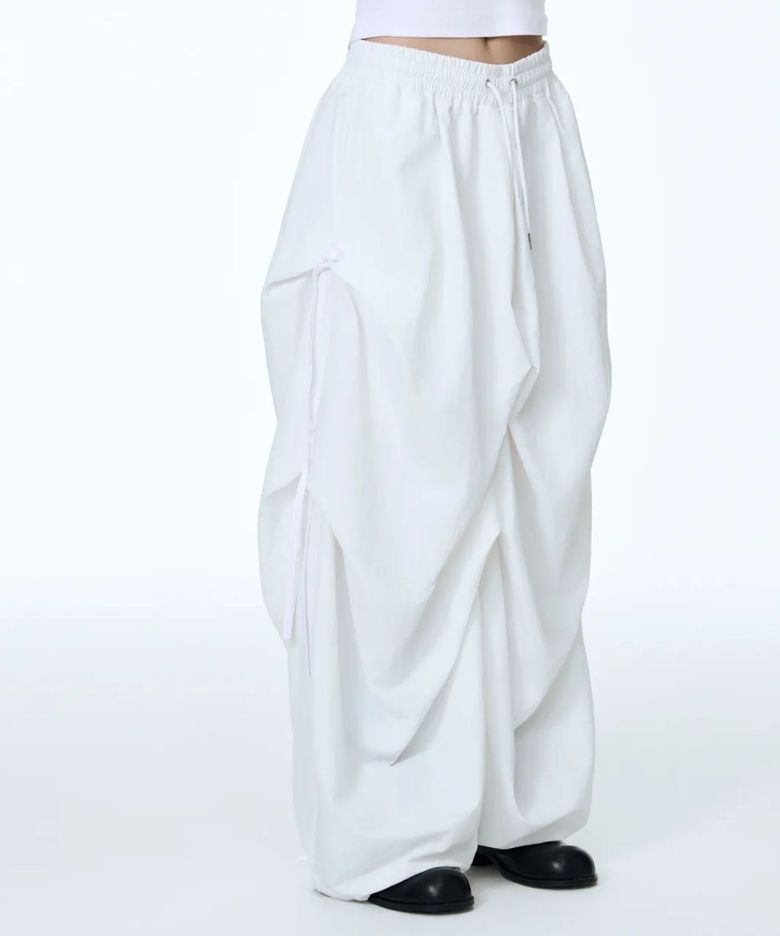 Girdle Skirt Silhouette Pants (White)