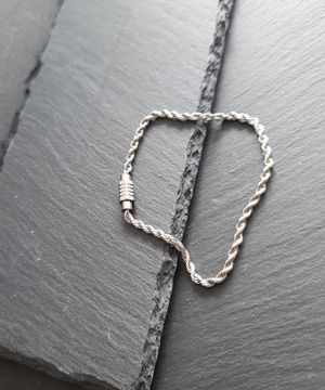 써지컬스틸 꼬임팔찌 티타늄자석고리 3미리 레이어드 팔찌 사이즈선택