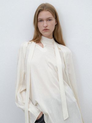 VOLUME SLEEVE TIE BLOUSE(BL-4352)