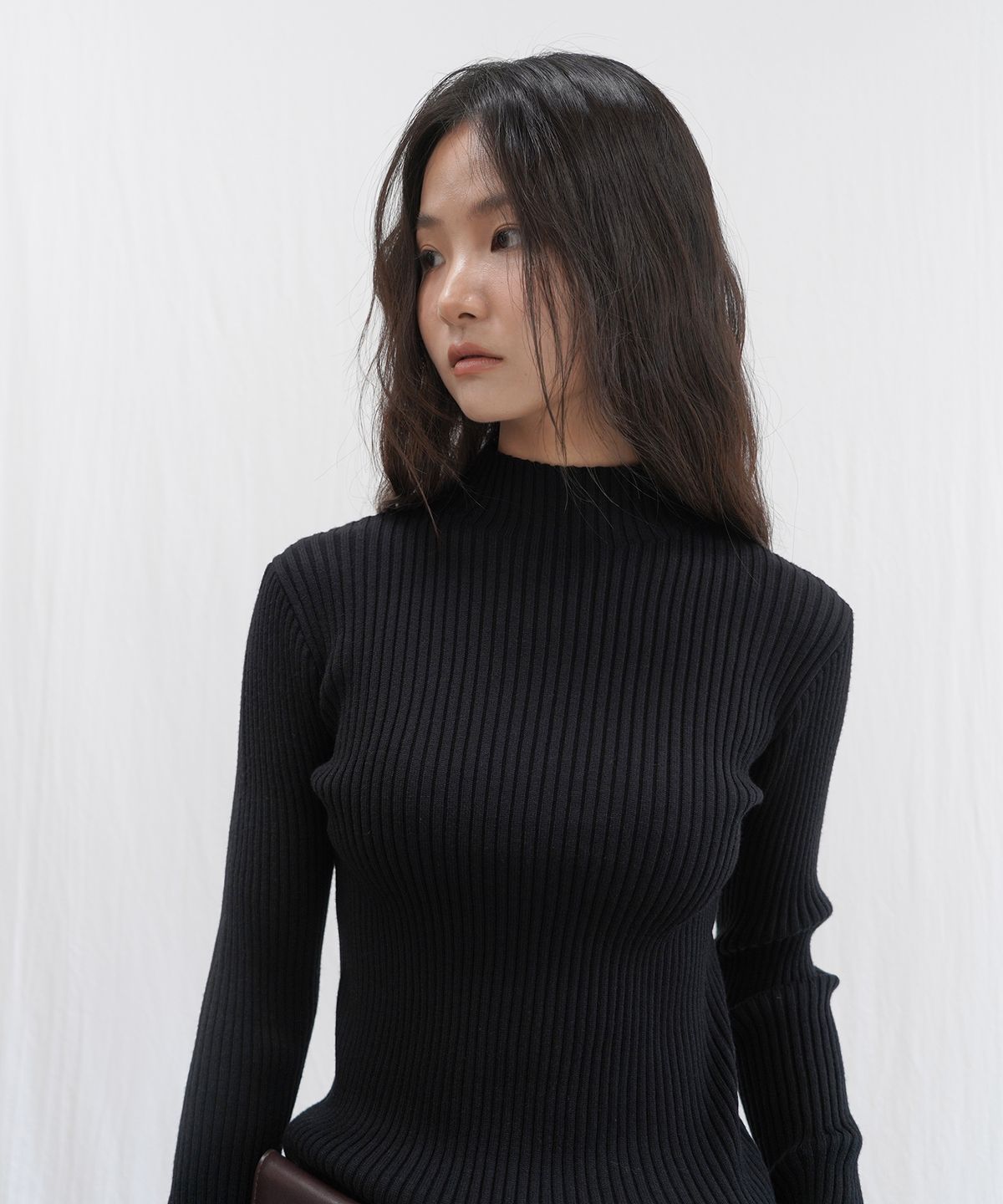 줄리아페페(JULIAPEPE) Half-neck Knit Pullover (Black)