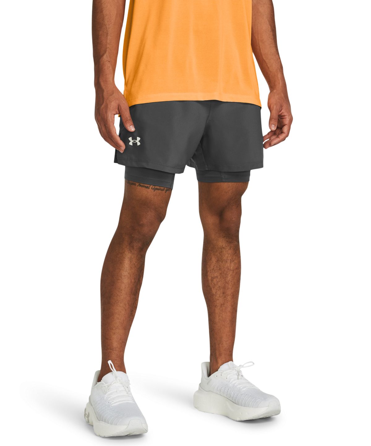 언더아머(UNDERARMOUR) 론치 5인치 투인원 쇼츠 1382640-025