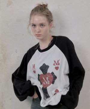 하트릭 크랙 하트 크로스 나그랑 배색 맨투맨 남녀공용