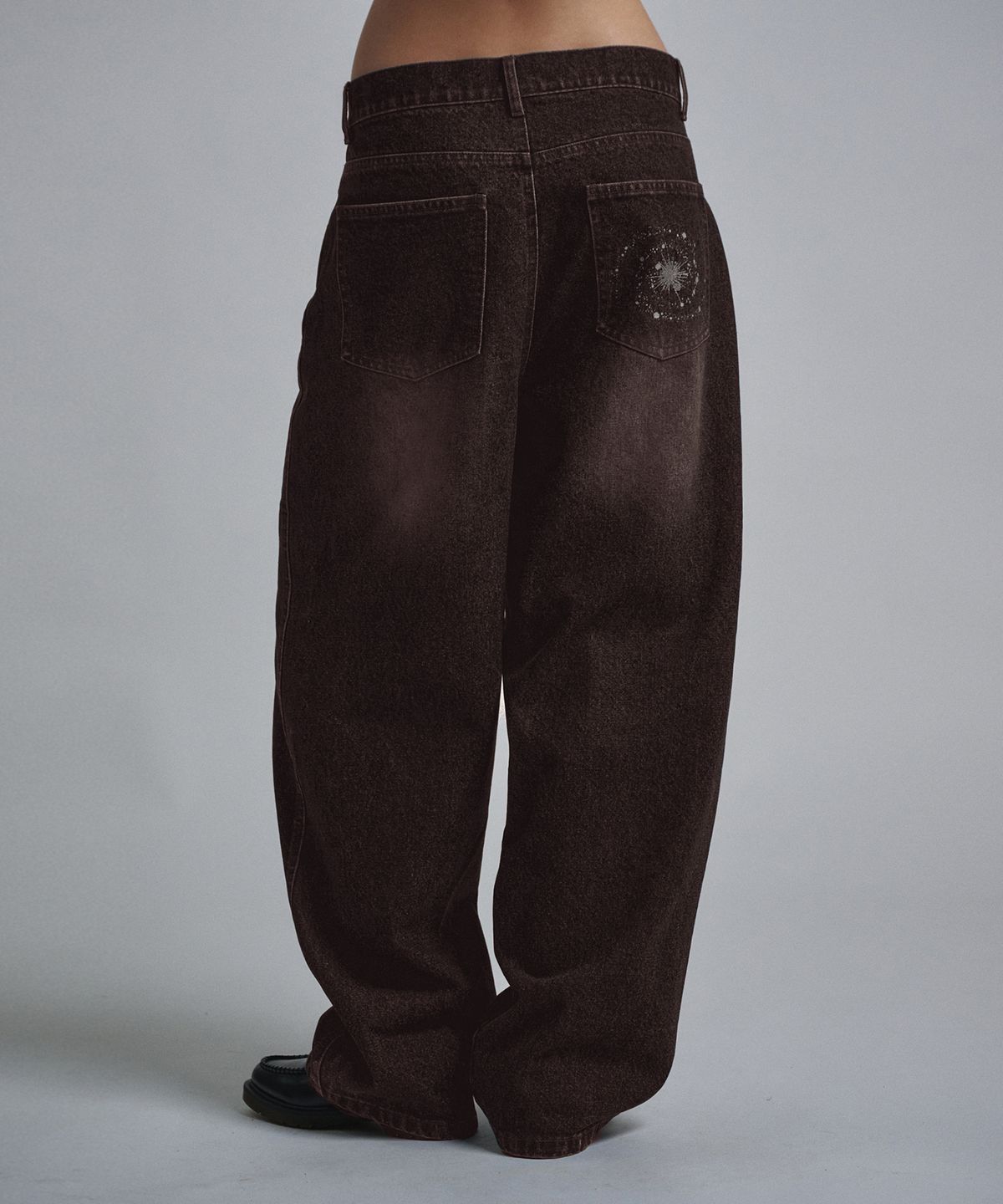 카네이테이(KANEITEI) MILKYWAY WIDE DENIM PANTS (BROWN)