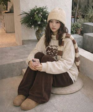 [SET] 트윙클 오버핏 맨투맨 + 코듀로이 원턱 와이드 팬츠 오트밀