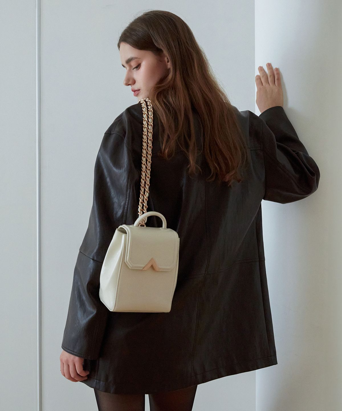 벨류엣(VALLUAT) Lorve bag_Cream Beige