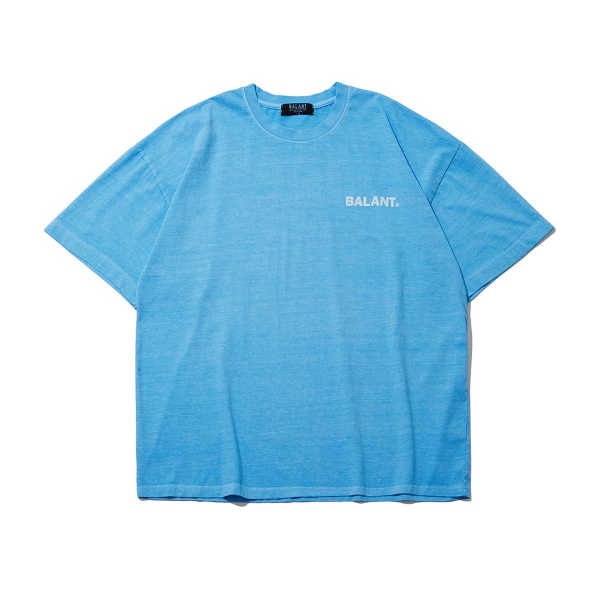 발란트(BALANT) 피그먼트 호프 앤드 패션 티셔츠 - 라이트블루