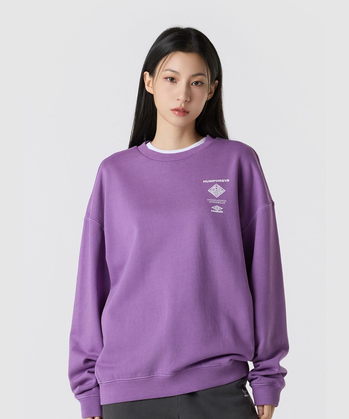 엄브로(UMBRO) HBL 가먼트 다잉 그래픽 맨투맨 퍼플(UQ321CFS98)