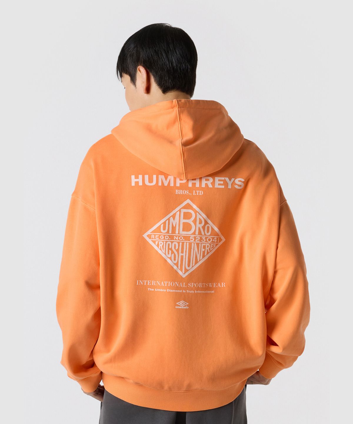 엄브로(UMBRO) HBL 가먼트 다잉 그래픽 후드 티셔츠 오렌지(UQ321CHD98)