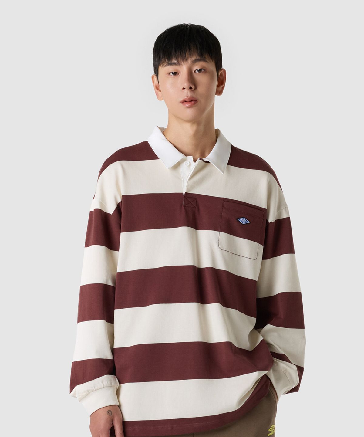 엄브로(UMBRO) HBL 로얄 컬리지 컬러블럭 럭비 카라 긴팔 티셔츠 베이지(UQ321CRL92)