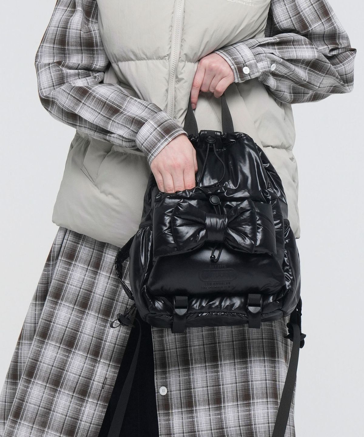 아웃도어 프로덕츠(OUTDOOR PRODUCTS) BIG RIBBON STRING MINI BAG (BLACK)
