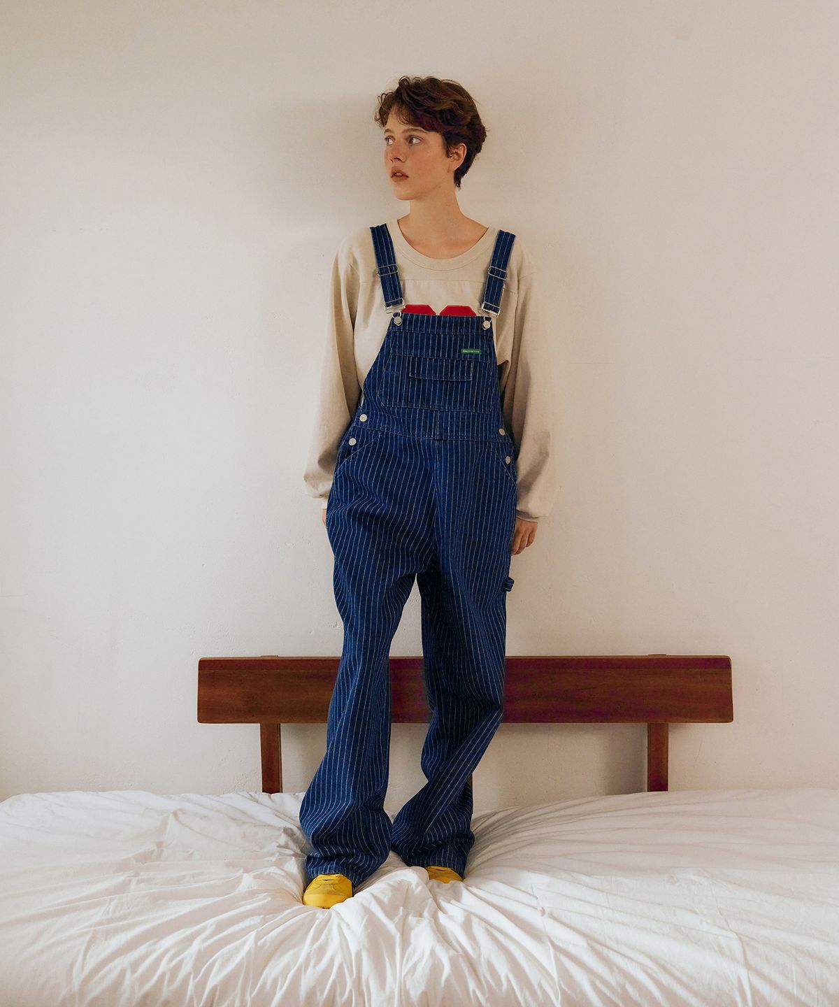 그린버터(GREENBUTTER) Pinstripe Denim Overall Pants (Deep blue)