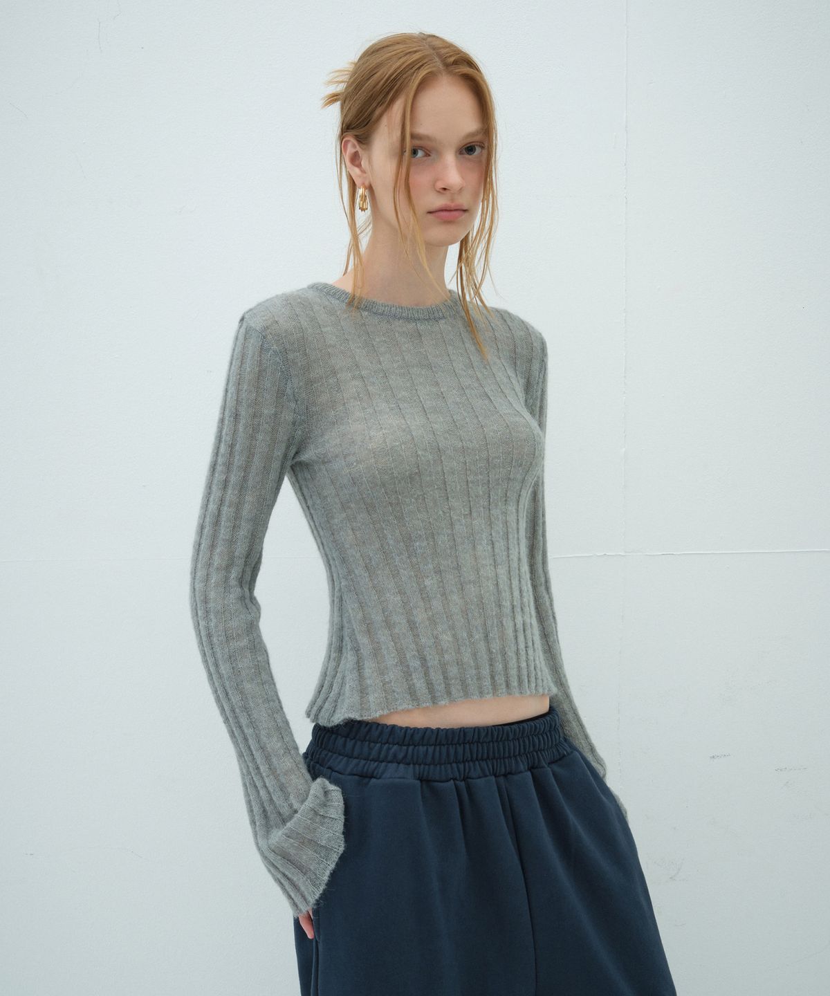 오버듀플레어(OVERDUEFLAIR) KID MOHAIR FLARED SLEEVE KNIT_GREY
