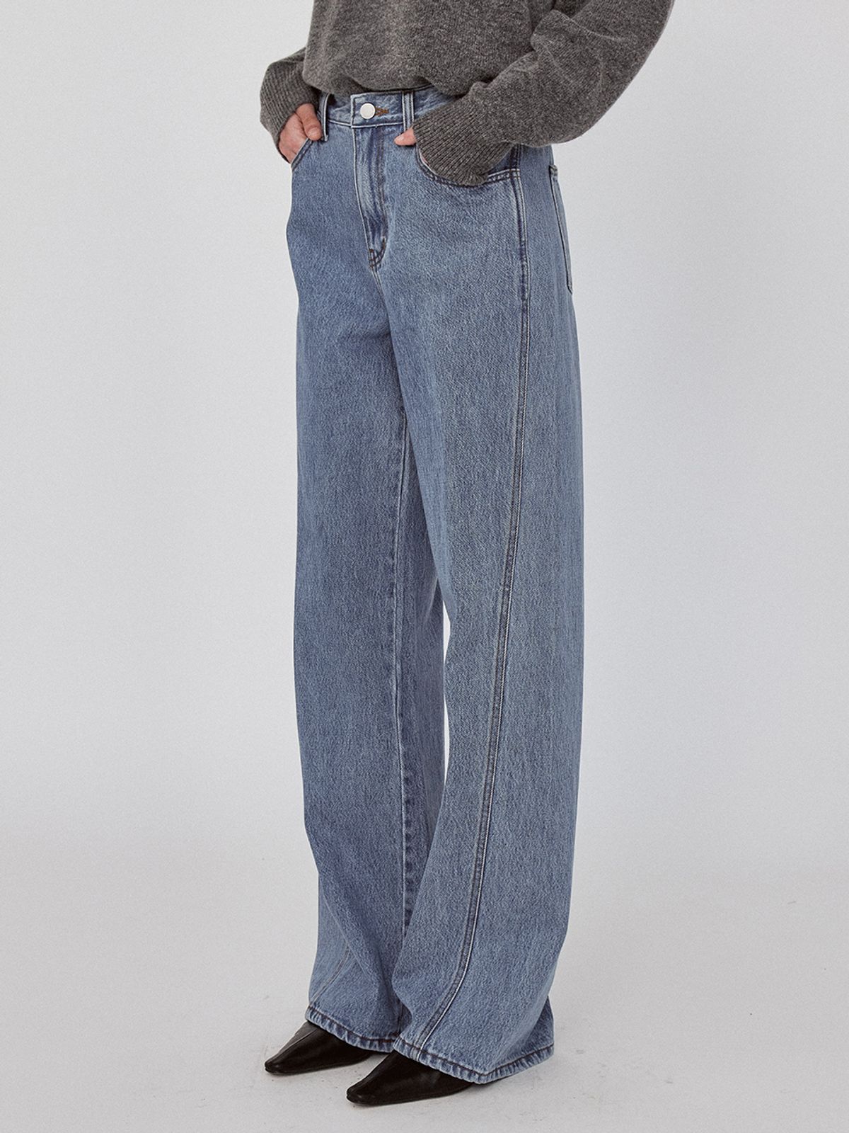르세지엠(LESEIZEME) Shape Curved Denim pants - Deep Blue