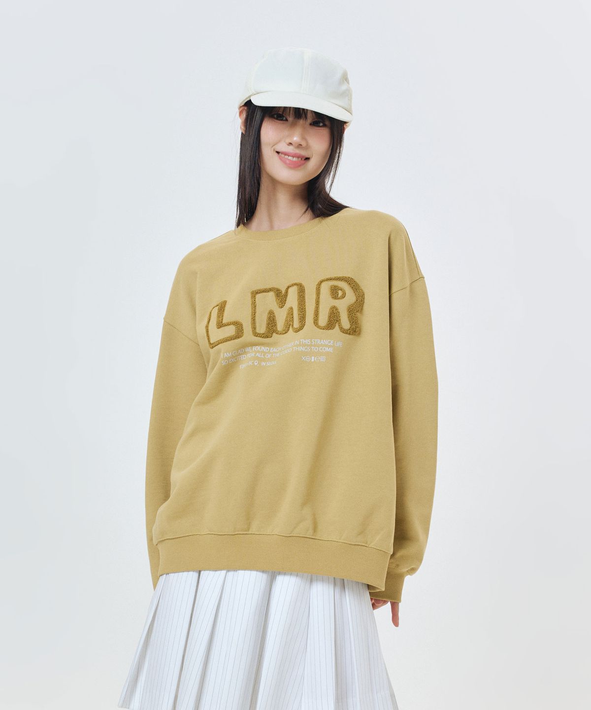 엘엠알(LMR) 부클 레터링 로고 맨투맨 YELLOW