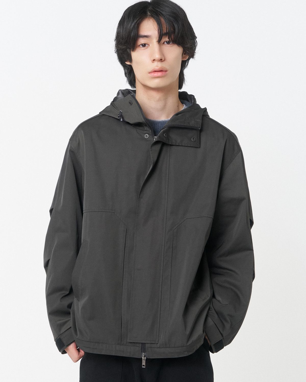 미세키서울 맨(MISEKISEOUL MEN) High neck hoodie shell parka CHARCOAL