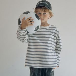 핀업 스트라이프 티