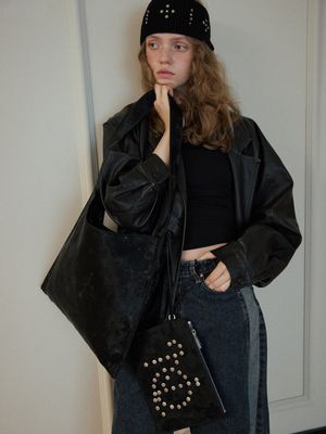 할로 스퀘어 백 (미디엄) _ 블랙