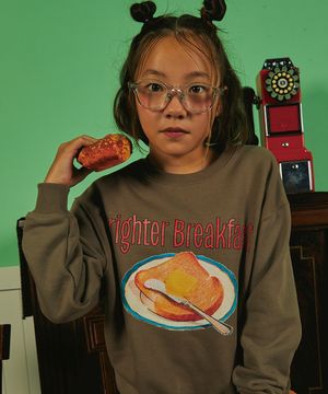 브렉퍼스트 스웻셔츠_모카