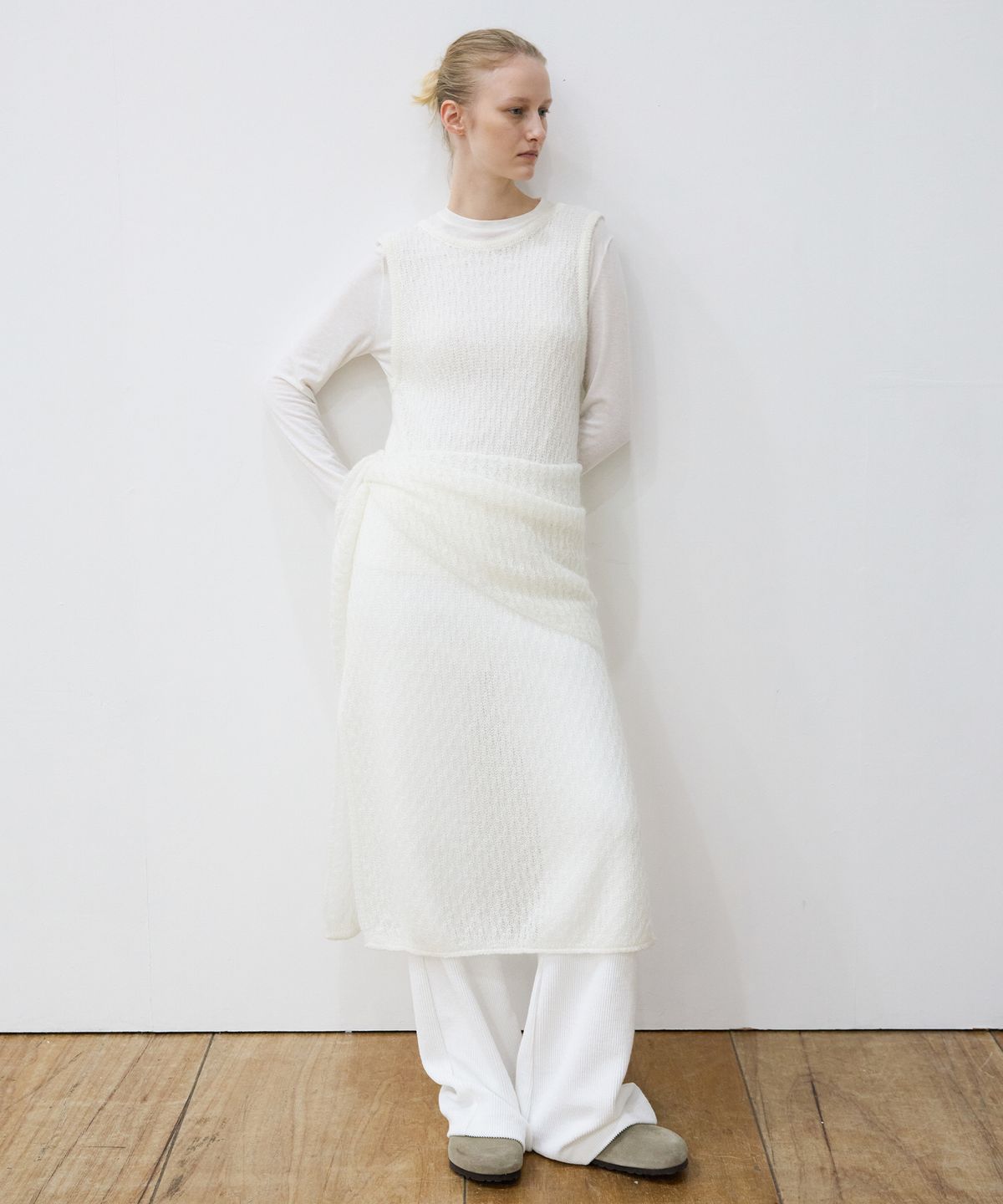르바(LEVAR) Crochet Eyelet Knit Dress - Cream