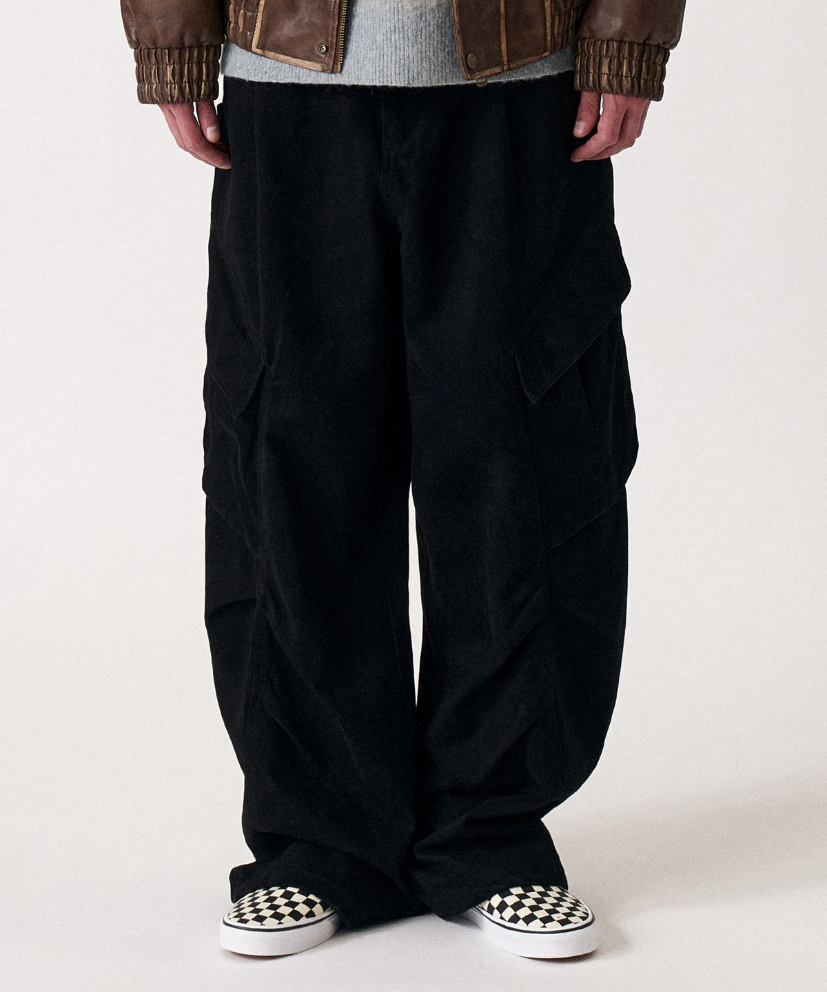 골든선샤인(GOLDEN SUNSHINE) Washed cargo pants_Black