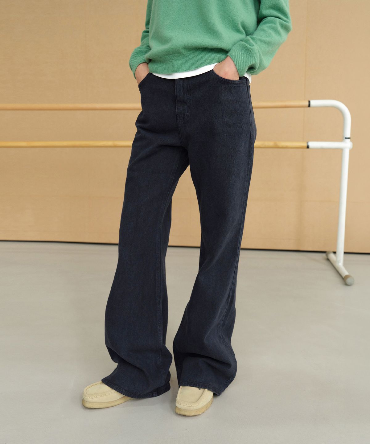 르바(LEVAR) Relaxed Boots Cut Denim - Stone Navy