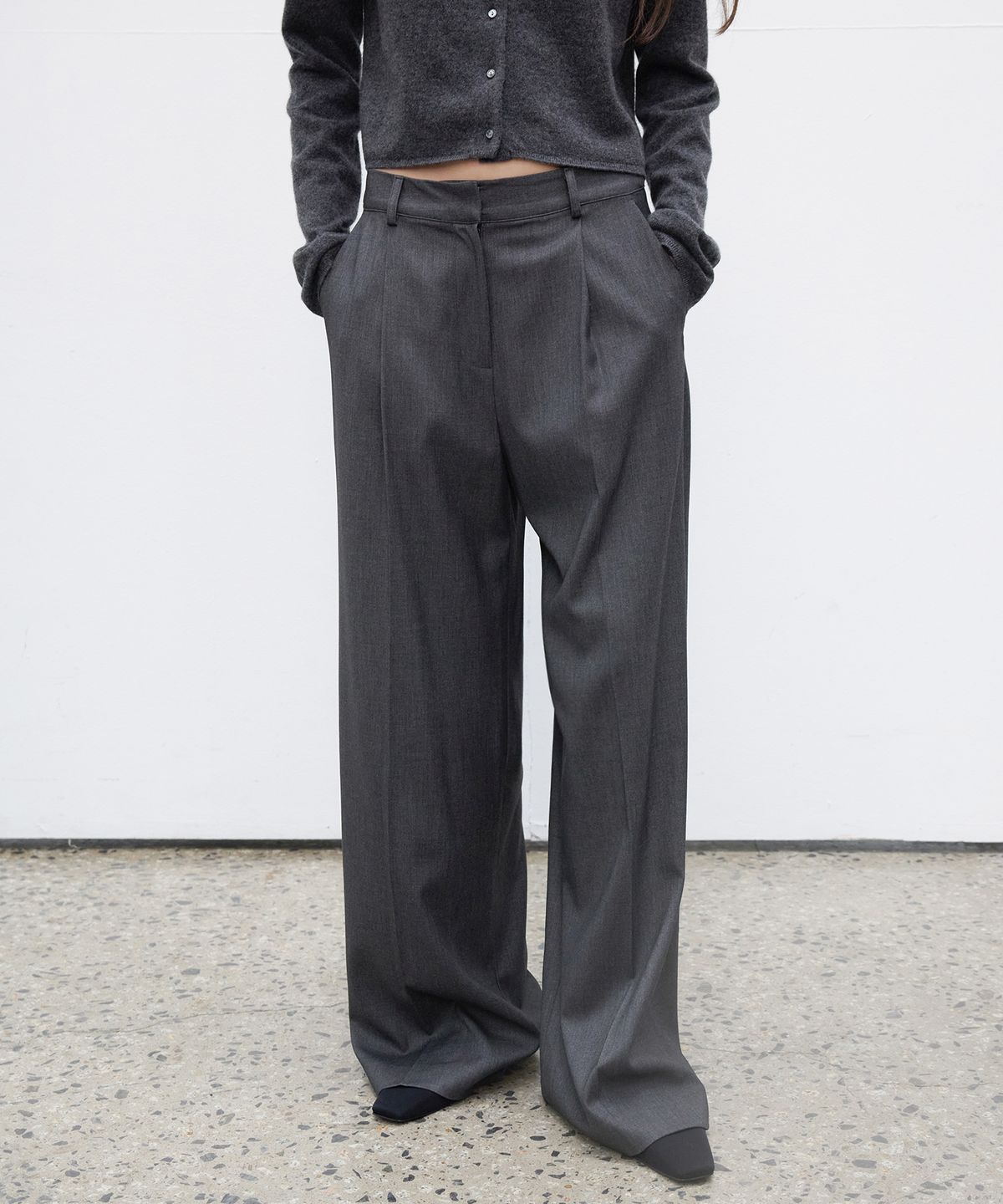 르바(LEVAR) Whenever Wide Slacks - Charcoal