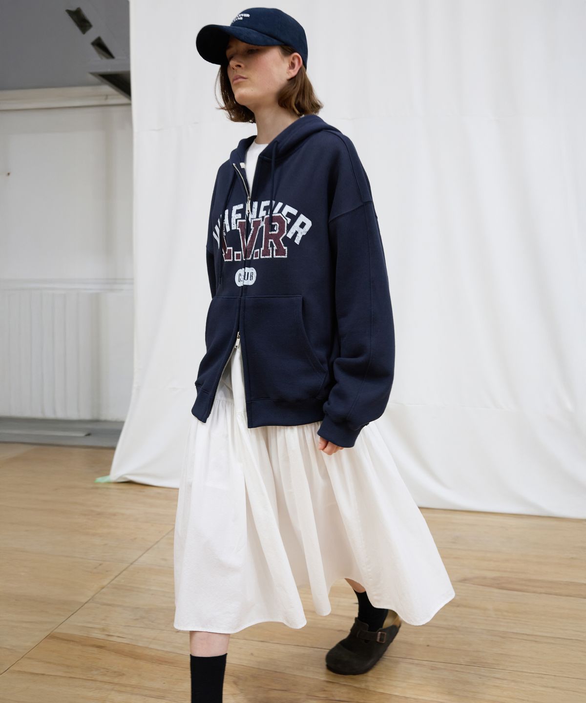 르바(LEVAR) L.V.R Overlay Zip Hoodie - Navy