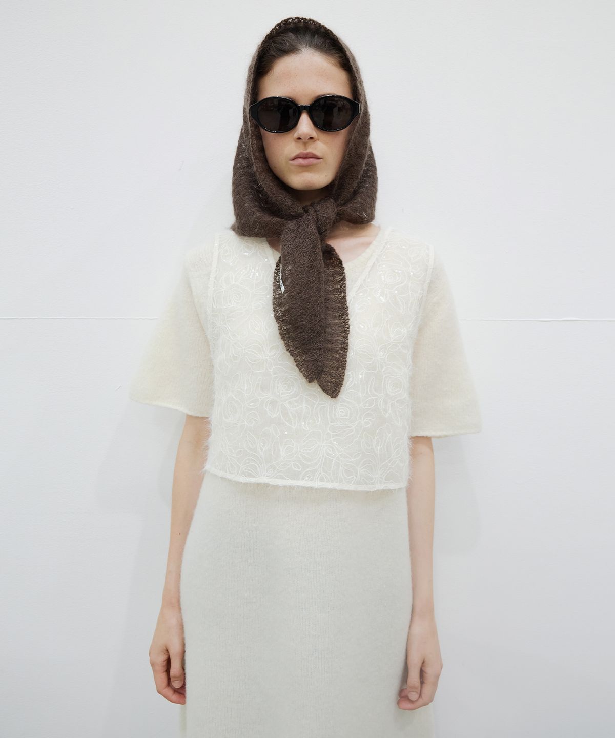 르바(LEVAR) Fuzzy Eyelet Layered Wrap Knit - Rustic Brown