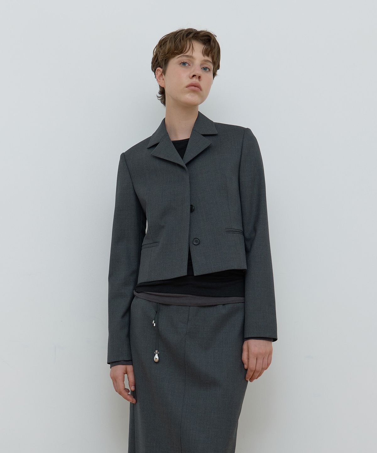 마조네(MA JOURNEE) SINGLE HIDDEN CROP JACKET_MELANGE GREY
